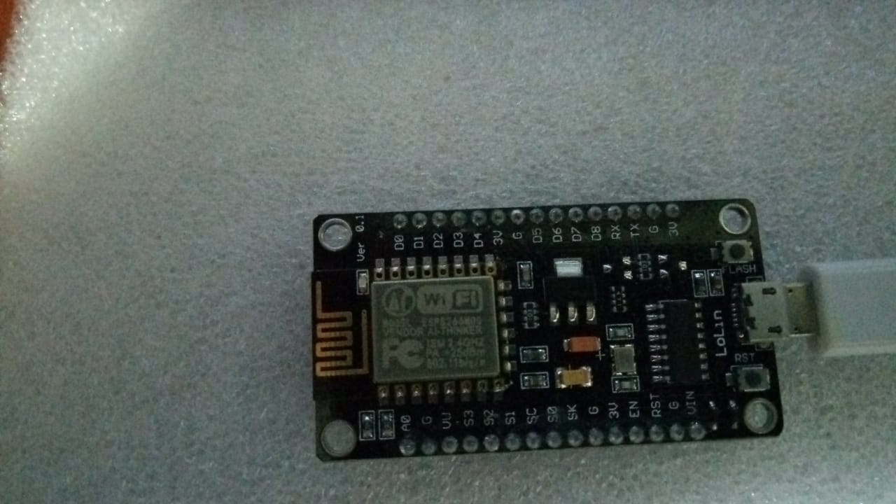 ../_images/ESP8266LedOFF.png
