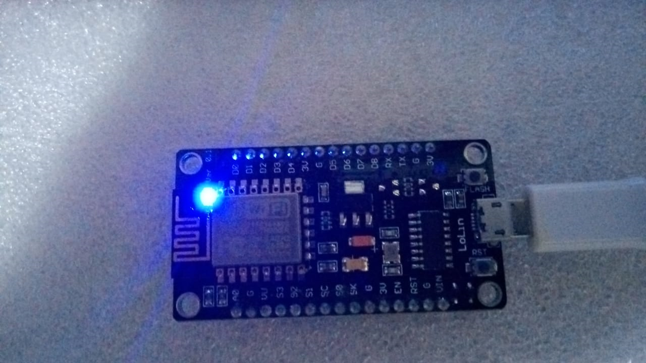 ../_images/ESP8266LedON.png